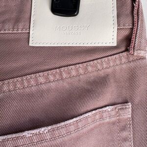 Moussy Vintage Women’s Dusty Pink Straight Jeans, size 28 New